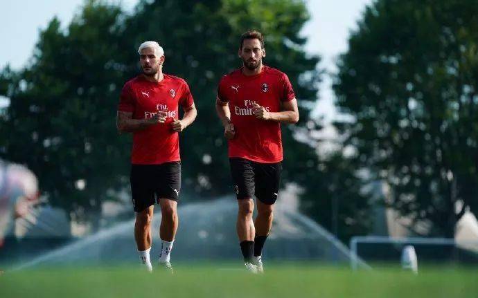 萨拉赫亲自 萨拉赫亲自